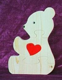 Naturholzpuzzle B&auml;r mit Herz